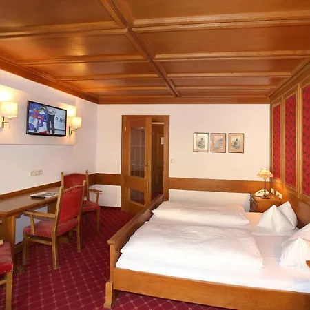 Otel Lukashansl 3*