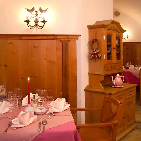 Lukashansl Otel Hundsdorf (Bruck an der Grossglocknerstrasse)