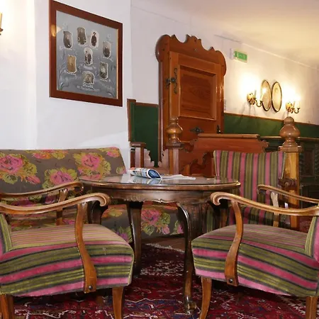 Otel Lukashansl