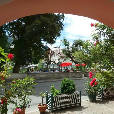 Lukashansl Otel