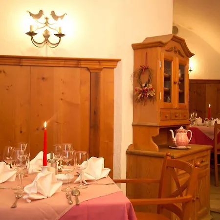 Lukashansl Otel Hundsdorf (Bruck an der Grossglocknerstrasse)